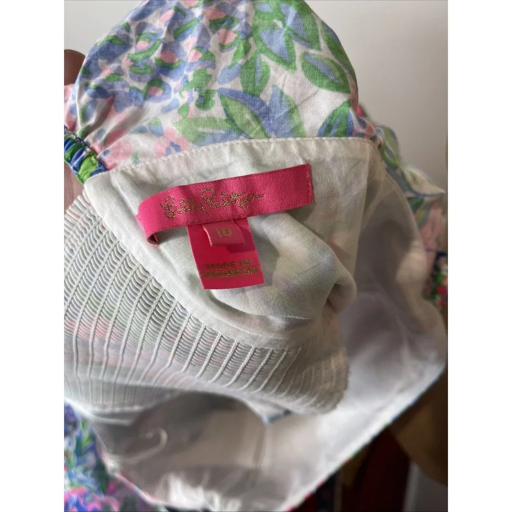Lilly Pulitzer Kay A cherry on Top Print Puff sleeve Top size 10